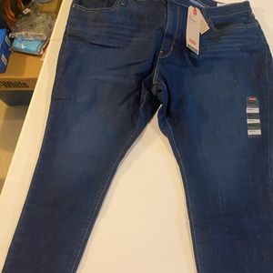 Women’s plus size skinny jeans, size 24